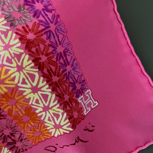 RARE Hermes Silk 90 China Limited Edition ‘Rhythm of China’ by Ding Yi. - Picture 5 of 6